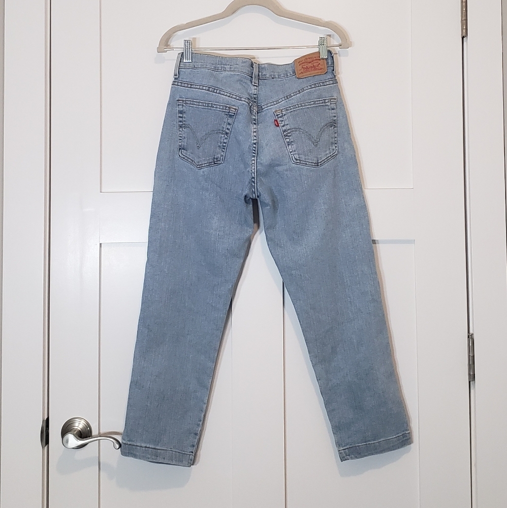 Levi's Sky Blue Cropped Jeans